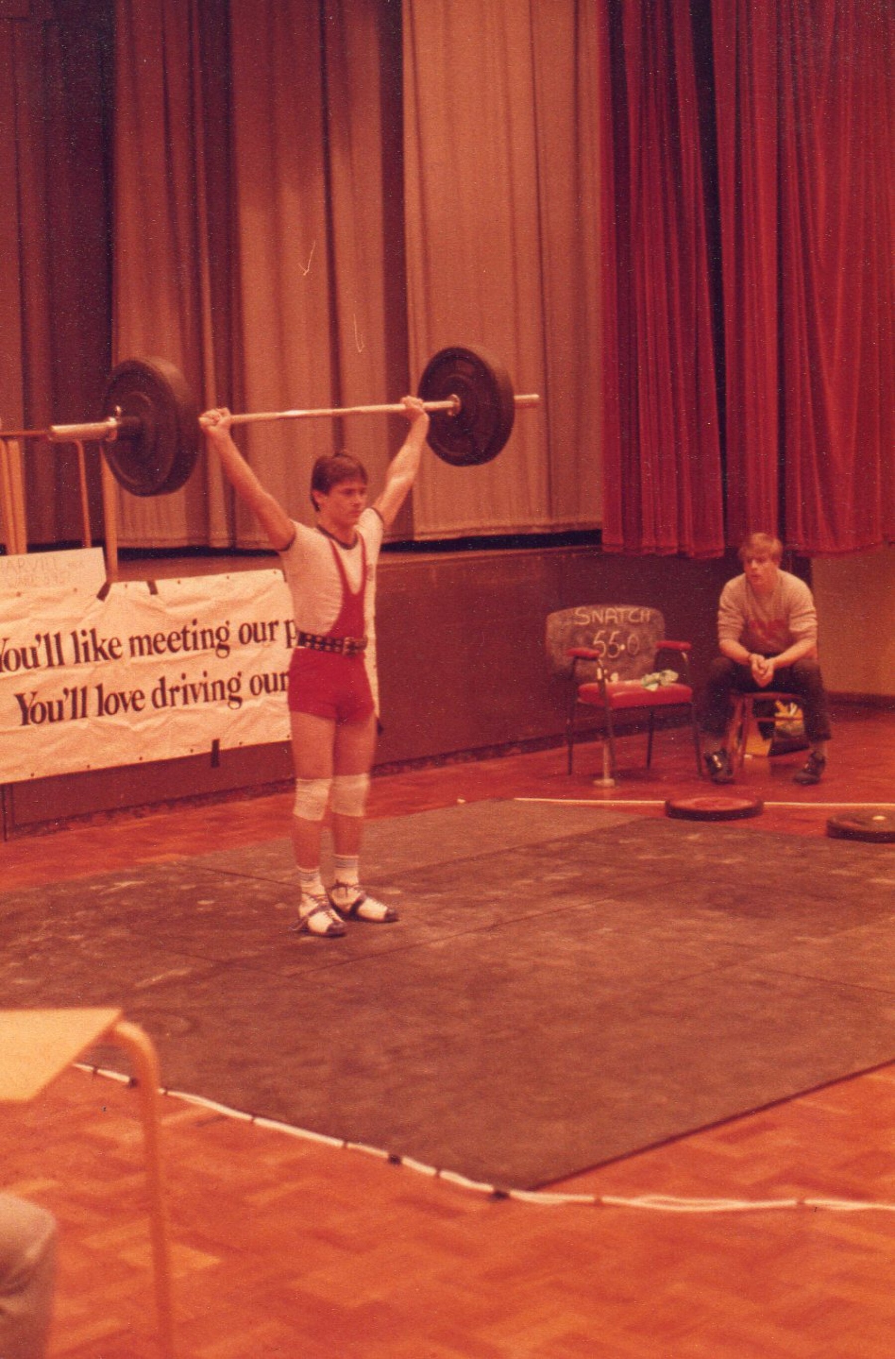 weight-lifting-competition