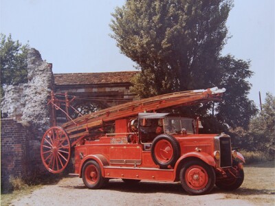 Les Bridger's Leyland Fire Engine